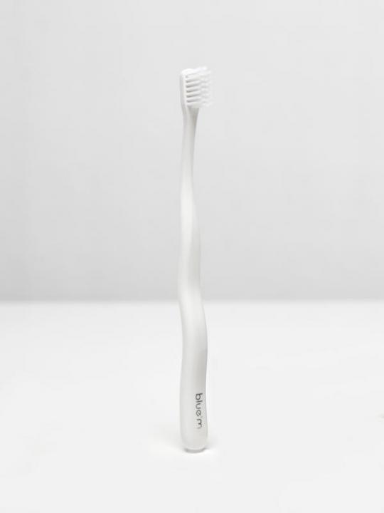 Toothbrush post surgical