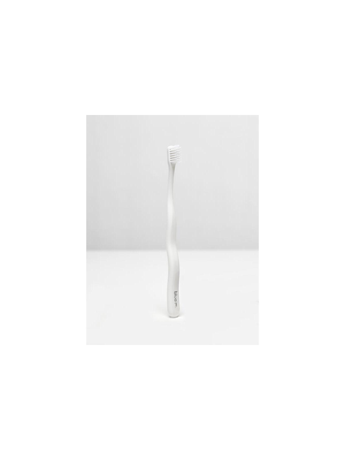 Toothbrush post surgical