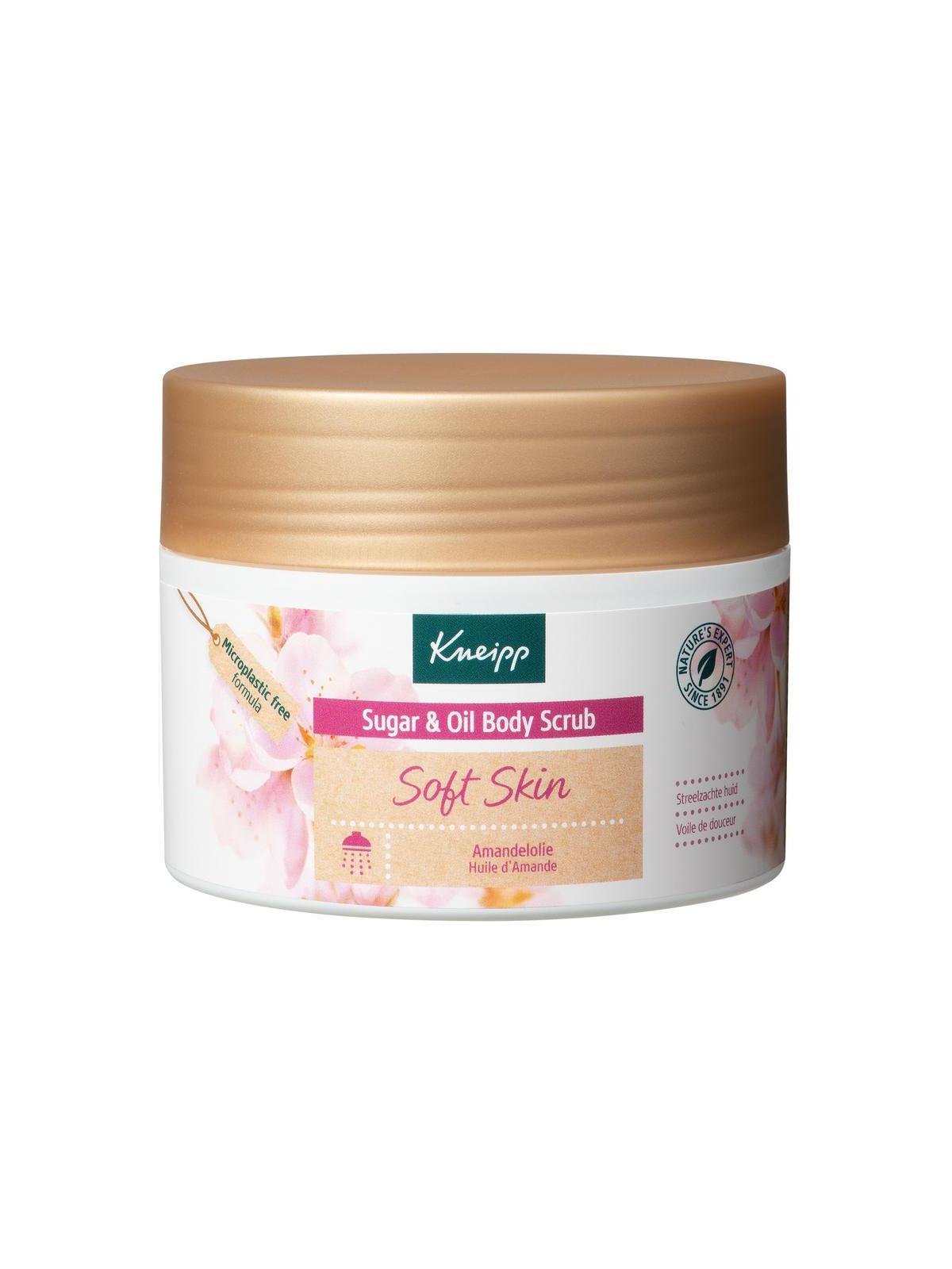 Soft skin sugar & oil body scrub amandelolie